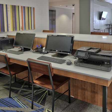 Holiday Inn Express & Suites Portales By Ihg Екстер'єр фото