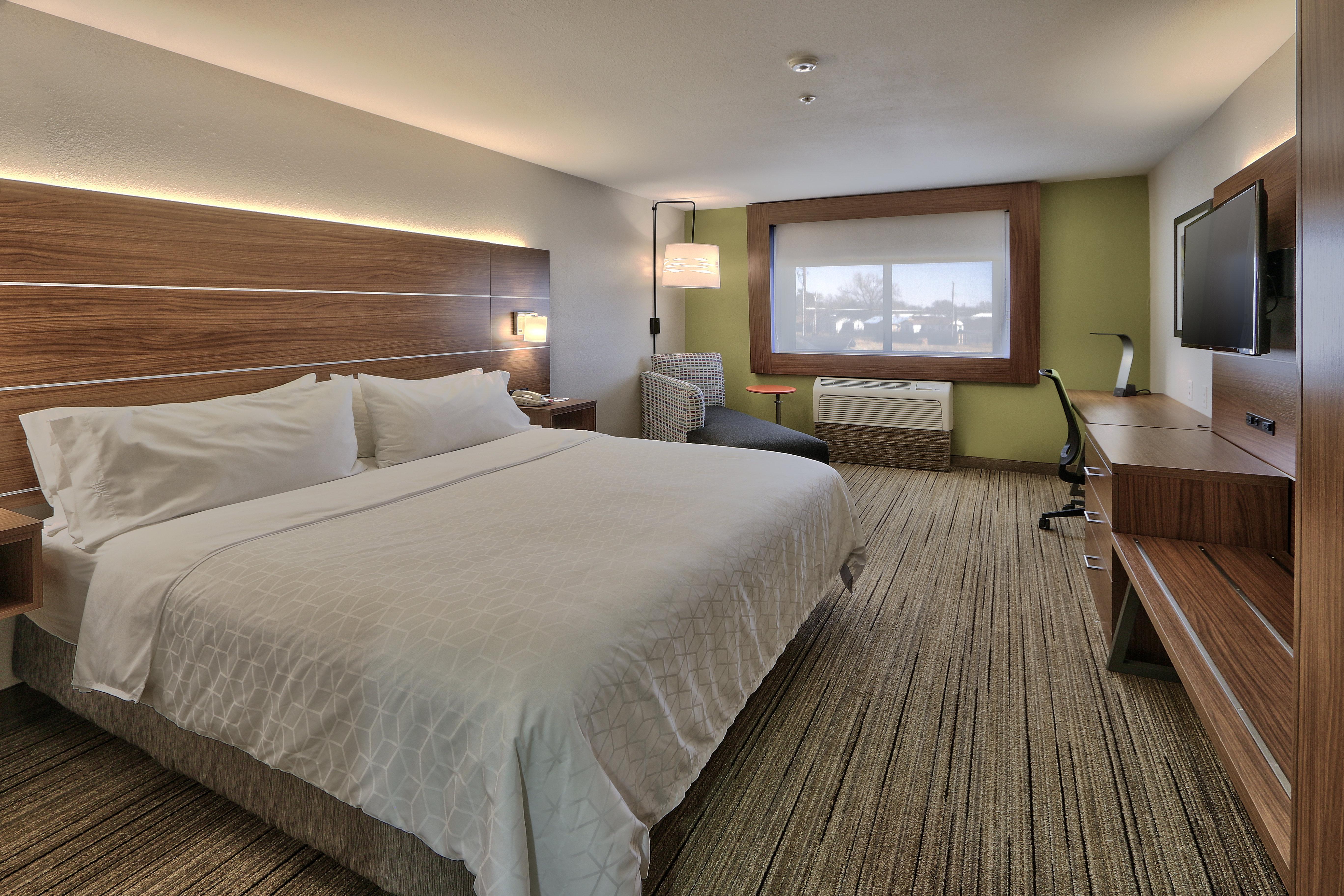 Holiday Inn Express & Suites Portales By Ihg Екстер'єр фото